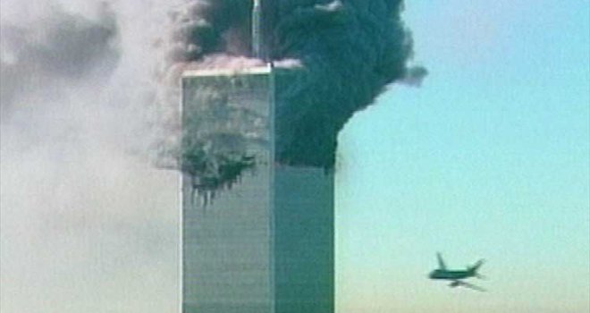 Bivši službenik CIA tvrdi: Avioni nikad nisu udarili u Kule bliznakinje?