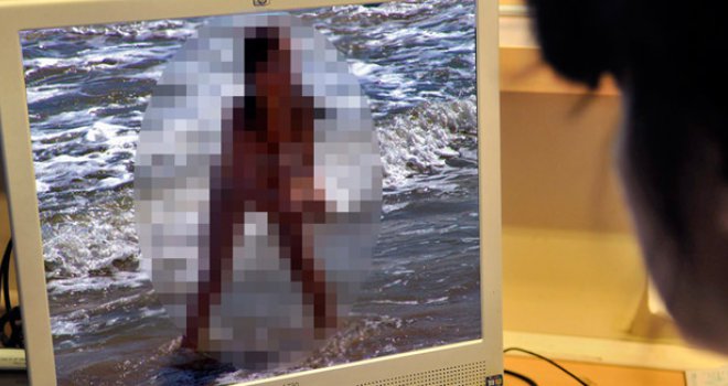 Strava u Hrvatskoj: Slike gole učenice osmog razreda zasule internet