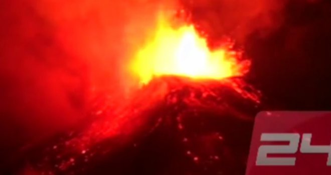 Pogledajte kako je bjesnio vulkan zbog kojeg je evakuisano više od 3000 ljudi