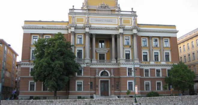 Povrijeđen pješak u blizini Pravnog fakulteta