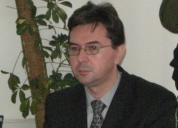 Mirnes Ajanović Mirnes Ajanović