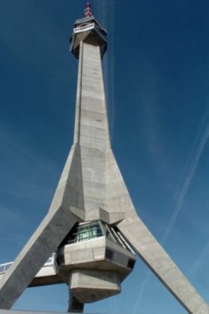 Avalski toranj
