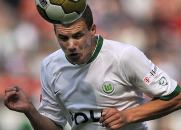 dzeko1000 dzeko1000