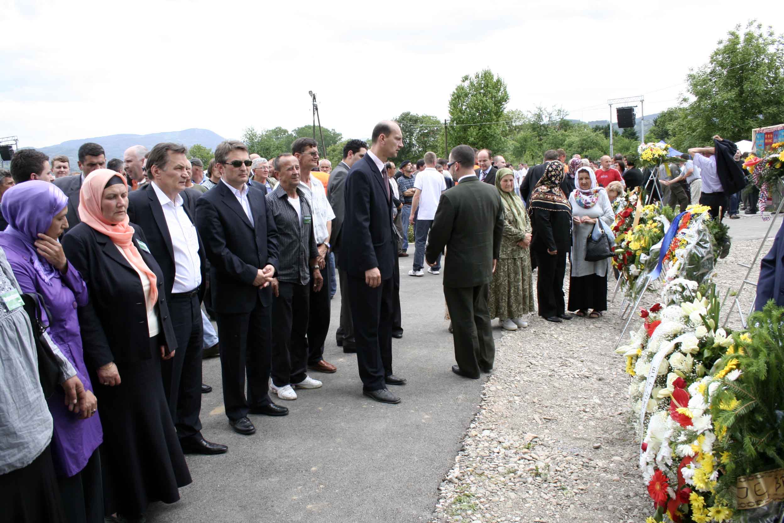 dzenaza bratunac1 dzenaza bratunac1