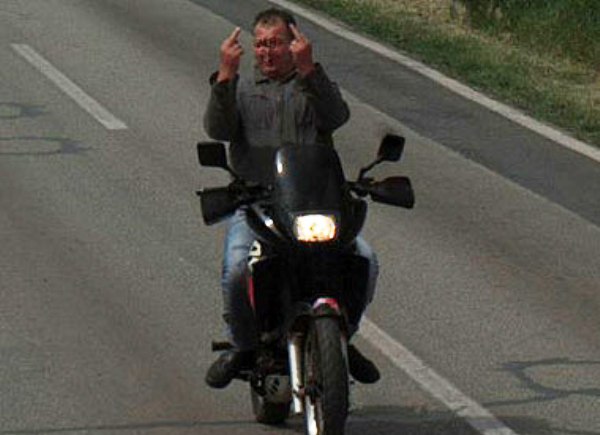 kreten na motoru kreten na motoru