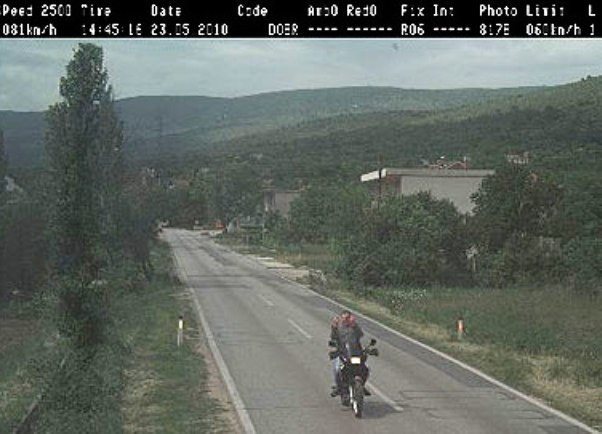 kreten na motoru2 kreten na motoru2