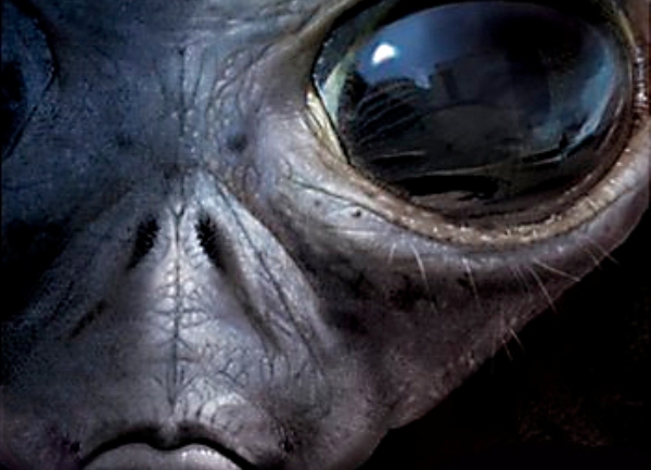 Vanzemaljac Vanzemaljac