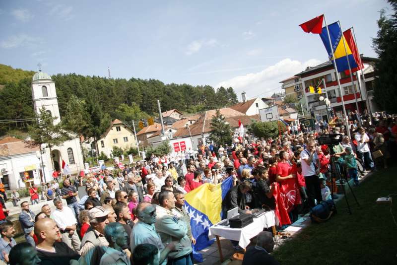 KOMŠIĆ U VAKUFU KOMŠIĆ U VAKUFU