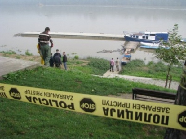 Pronađen leš žene u Savi/Foto: infobrcko.com Pronađen leš žene u Savi/Foto: infobrcko.com