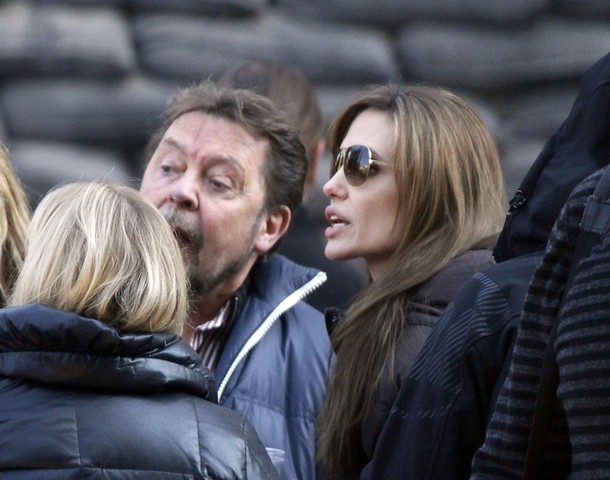Prve fotografije sa seta: Angelina i Brad u Budimpešti Prve fotografije sa seta: Angelina i Brad u Budimpešti