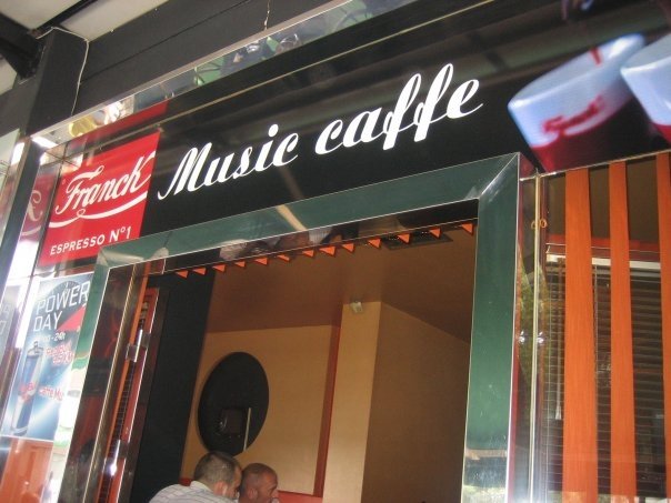 cafe music