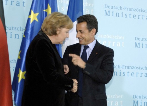 Angela Merkel i Nikola Sarkozi Angela Merkel i Nikola Sarkozi