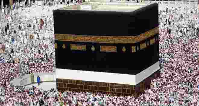 Muškarac htio da zapali Kabu: Polio crno platno benzinom i...