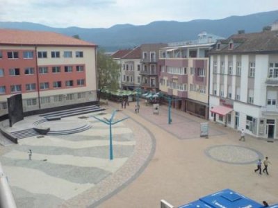 Gradski trg u Bihaću Gradski trg u Bihaću