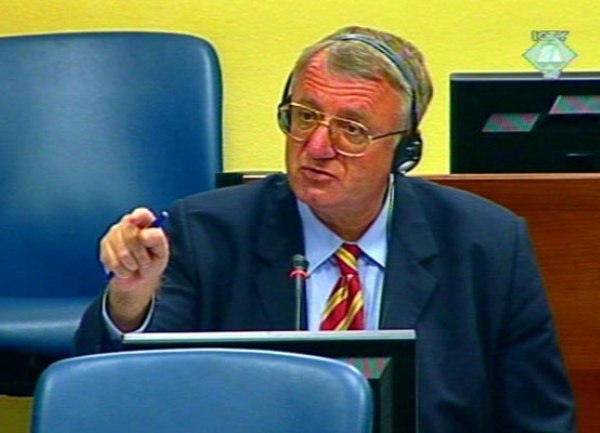 Vojislav &Scaron;e&scaron;elj