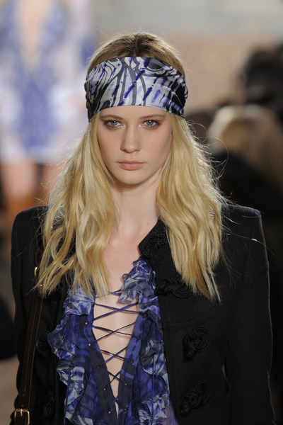 Dizajneri se ovog proljeća vraćaju u 1970-e