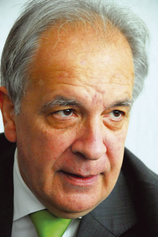 Ninoslav Stojadinović Ninoslav Stojadinović