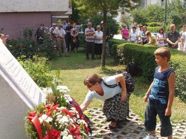 godišnjica masakra na Dobrinji godišnjica masakra na Dobrinji