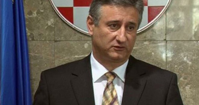 Karamarko: Sramota je što službeni predstavnici Hrvatske nisu bili s narodom u Sarajevu