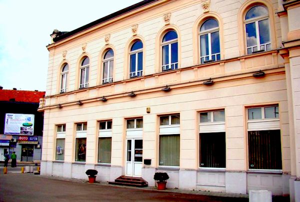 Galerija 'Milenko Atanacković'; foto: Bijeljina.org Galerija 'Milenko Atanacković'; foto: Bijeljina.org