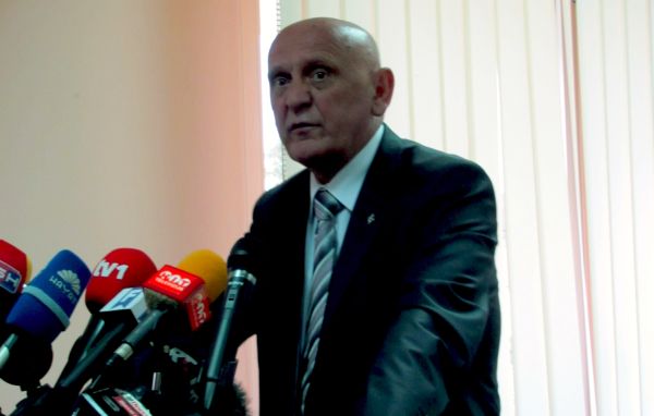 Sulejman Tihić u Brčkom; foto: SRNA Sulejman Tihić u Brčkom; foto: SRNA