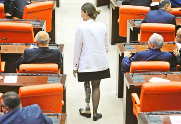 Safaq Pavey; foto: Hurriyetdailynews.com Safaq Pavey; foto: Hurriyetdailynews.com