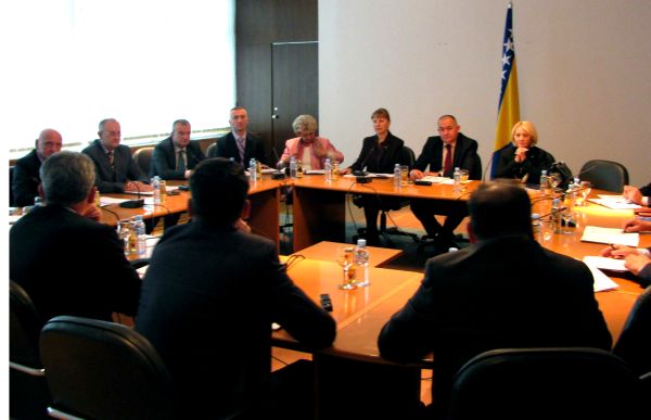 Privremena zajednička komisija oba doma PSBiH za provođenje presude Sejdić-Finci; foto: SRNA Privremena zajednička komisija oba doma PSBiH za provođenje presude Sejdić-Finci; foto: SRNA