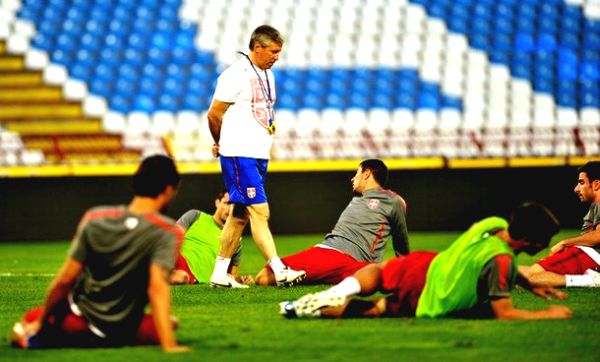 Vladimir Petrović na treningu reprezentacije Srbije; foto: Getty Images Vladimir Petrović na treningu reprezentacije Srbije; foto: Getty Images