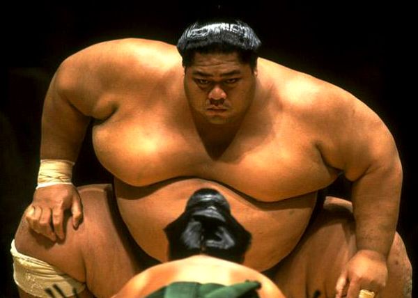 Prema izvještajima koje je prenijela agencija Kyodo, sumo rvači su dobili udarce po stomaku i leđima; ilustracija: Asianews.it Prema izvještajima koje je prenijela agencija Kyodo, sumo rvači su dobili udarce po stomaku i leđima; ilustracija: Asianews.it