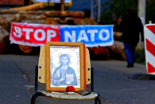 U posljednjem zaključku predsjednici opština se zadužuju da nastave razgovore sa Kforom kako bi se pronašli načini sa snabdijevanje njihovih vojnika; ilustracija: Reuters U posljednjem zaključku predsjednici opština se zadužuju da nastave razgovore sa Kforom kako bi se pronašli načini sa snabdijevanje njihovih vojnika; ilustracija: Reuters