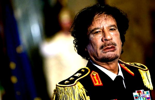 Muammar Gaddafi; foto: Reuters Muammar Gaddafi; foto: Reuters