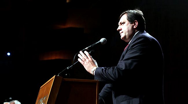 Milorad Dodik govornica; Foto Milorad Dodik govornica; Foto