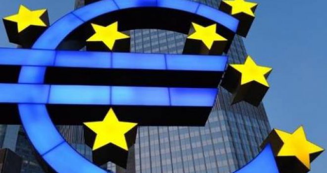 Stiže nova evropska valuta: Kraj dominacije Vise i Mastercarda?!