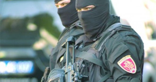 Stravičan zločin u Leskovcu: Ubijena trudna žena, muškarac i dvije kćerke