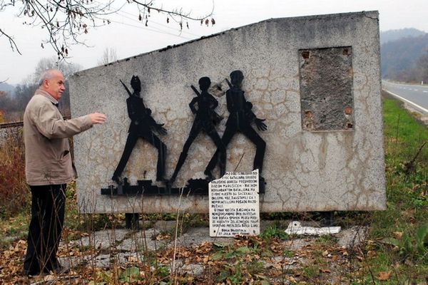 prijedor spomenik prijedor spomenik