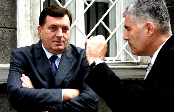 Milorad Dodik i Dragan Čović; foto: Oslobođenje Milorad Dodik i Dragan Čović; foto: Oslobođenje