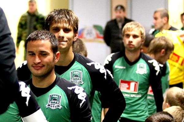 Bh. reprezentativci, Adnan Zahirović, koji nastupa za Nal'chik i Ognjen Vranješ, član Krasnodara, nisu bili na spiskovima za ovaj meč; foto: Fckrasnodar.ru Bh. reprezentativci, Adnan Zahirović, koji nastupa za Nal'chik i Ognjen Vranješ, član Krasnodara, nisu bili na spiskovima za ovaj meč; foto: Fckrasnodar.ru