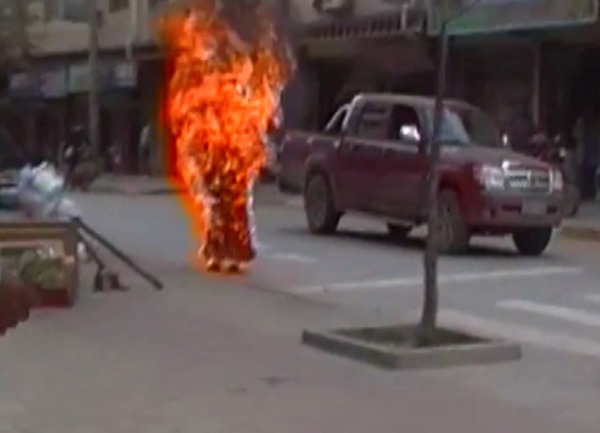 tibetanska redovnica se spalila