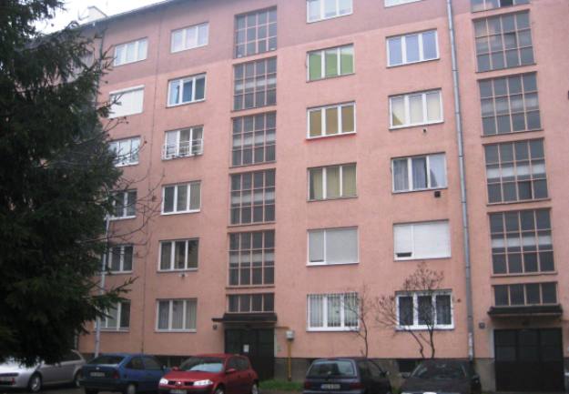 zgrada u ulici hasana brkica zgrada u ulici hasana brkica