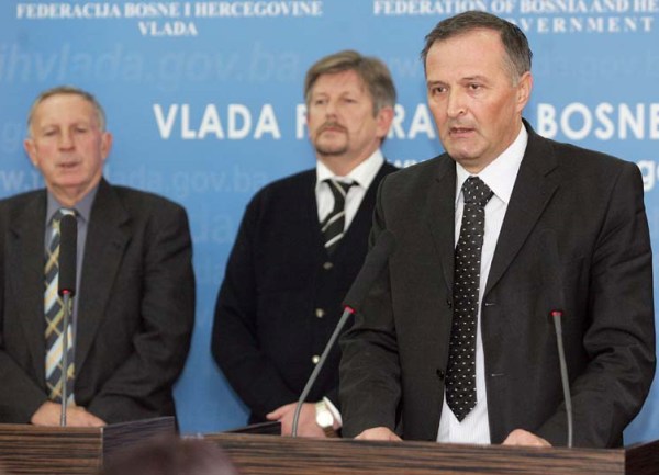 Radno-konsultativni sastanak u Sarajevu s kantonalnim ministrima za boračka pitanja/ Foto: DEPO PORTAL Radno-konsultativni sastanak u Sarajevu s kantonalnim ministrima za boračka pitanja/ Foto: DEPO PORTAL