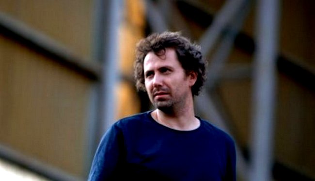 Oliver Frljić Oliver Frljić