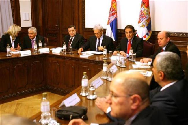 Sastanak Tadića sa predstavnicima Srba iz regiona Sastanak Tadića sa predstavnicima Srba iz regiona