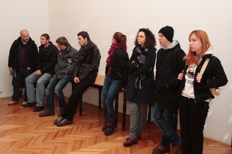 Okupljanje i press konferencija povodom najavljenog zatvaranja Zemaljskog muzeja BiH Okupljanje i press konferencija povodom najavljenog zatvaranja Zemaljskog muzeja BiH