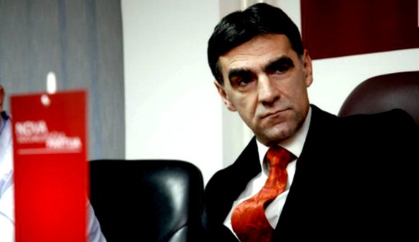Ova država, ako se ovako nastavi i ako se ne naprave radikalne promjene, ide u dužničko ropstvo i ide u bankrot Ova država, ako se ovako nastavi i ako se ne naprave radikalne promjene, ide u dužničko ropstvo i ide u bankrot