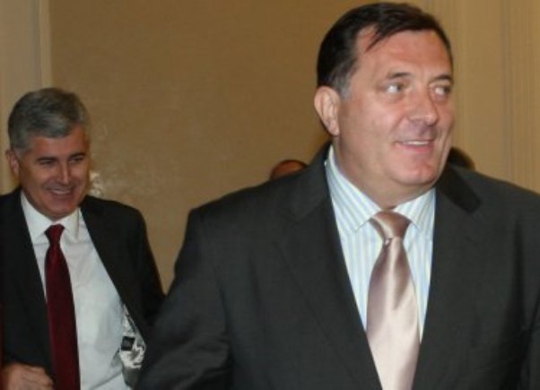 covic dodik fles covic dodik fles