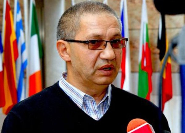 Dervo Sejdić naslovna Dervo Sejdić naslovna