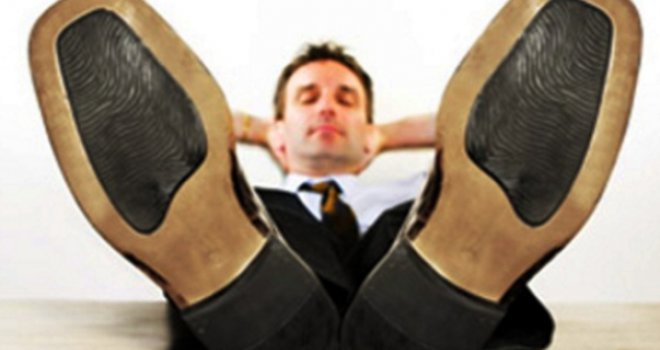 Zastrašujuće cifre: Pogledajte koliko novca je potrošeno samo na plate i naknade u javnom sektoru FBiH?! 