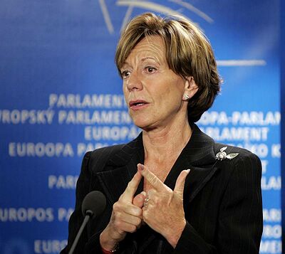 Neelie Kroes