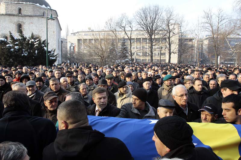 Sahranjen profesor Nijaz Duraković