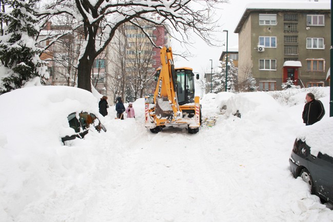 Akcija či&scaron;ćenja snijega na Ko&scaron;evskom brdu